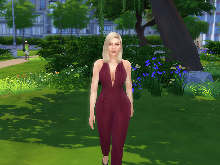 Khloe Kardashian TS4 CC