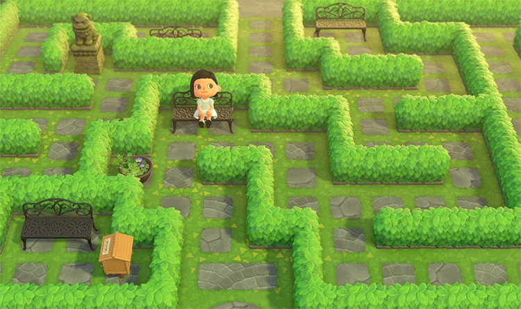 Classic shrub maze with seating - ACNH Idea