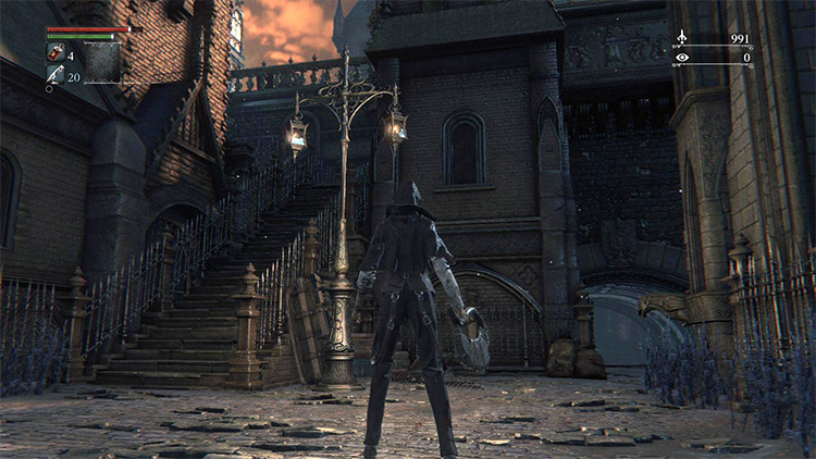 The fork in the road that leads to the tunnel and two sets of stairs / Bloodborne