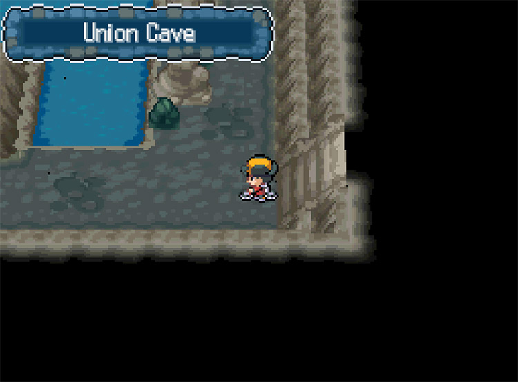 Inside Union Cave, there are many bodies of water / Pokemon HGSS