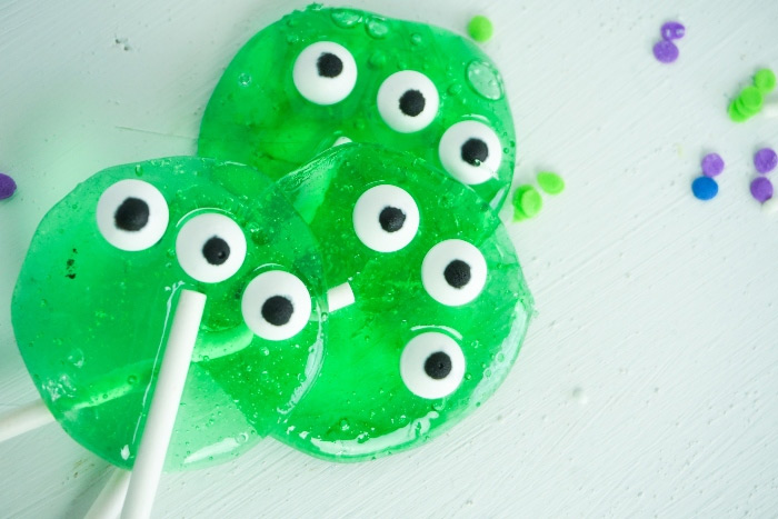 diy alien lollipops