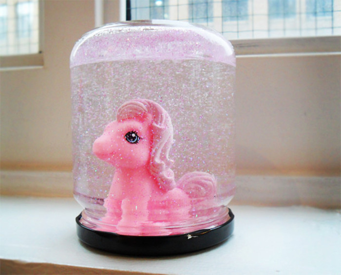 My Little Pony snowglobe