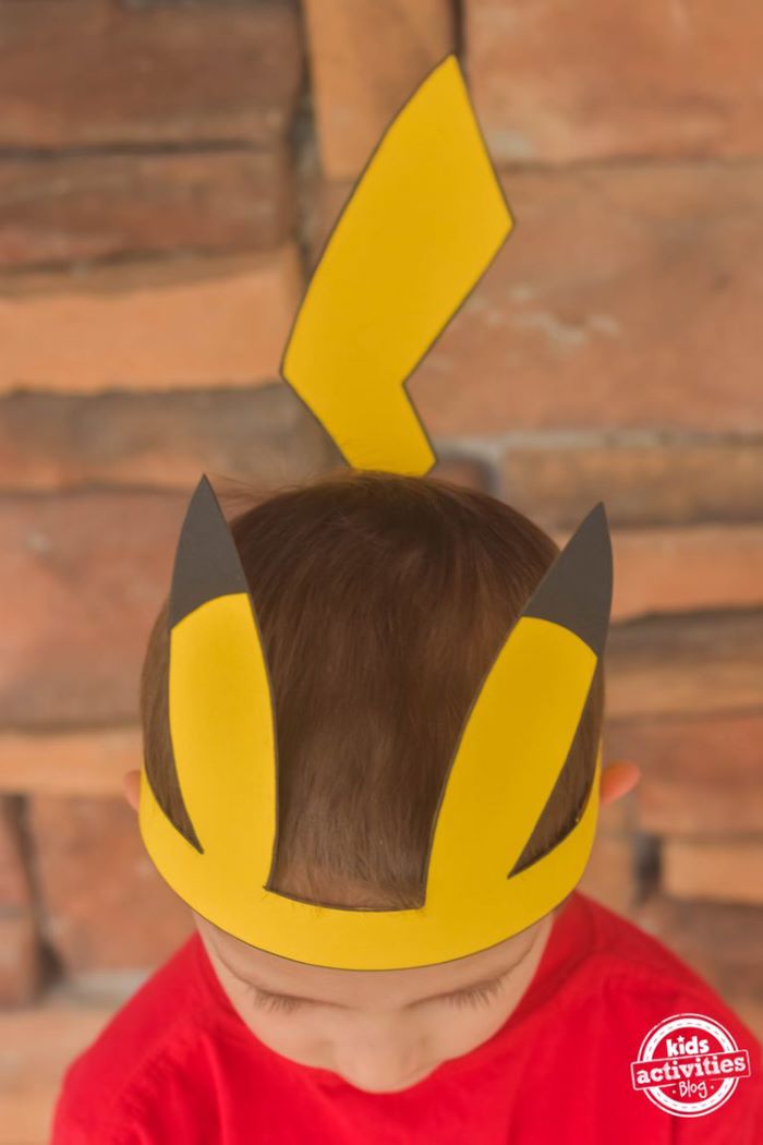 Cardstock pikachu hat