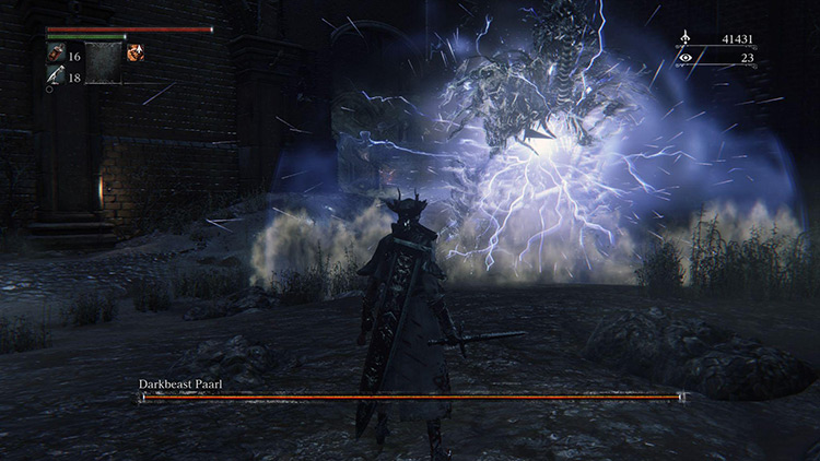 Darkbeast Paarl letting out an explosion at the start of the fight / Bloodborne