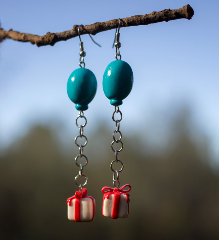 Handmade baloon earrings Animal Crossing