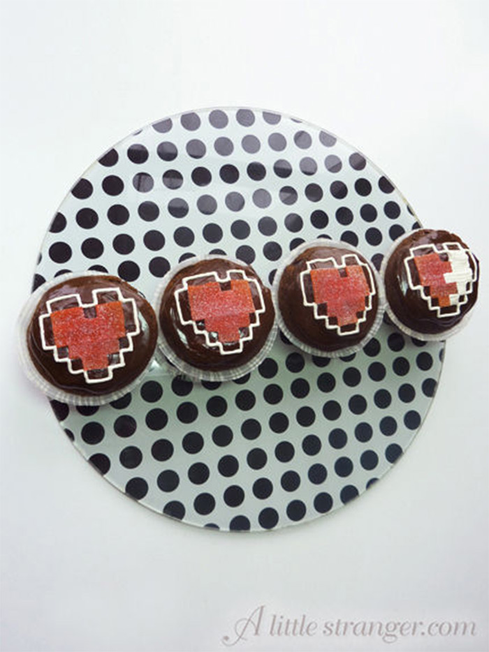 Zelda heart container cupcakes
