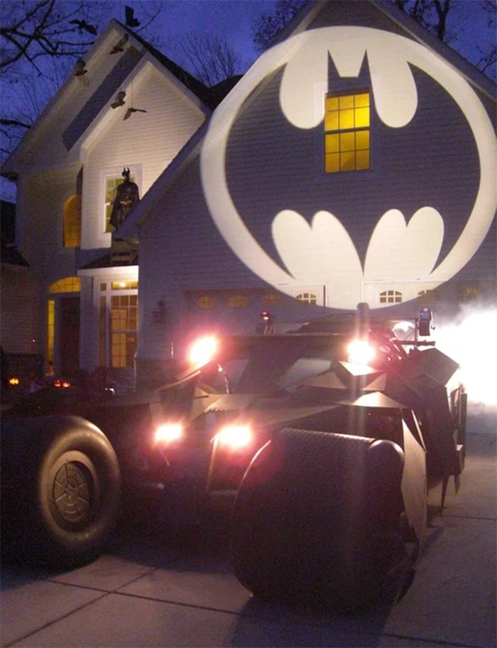 35 Batman Crafts   DIYs To Bring The Dark Knight Home   FandomSpot - 32