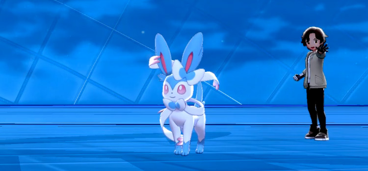 Shiny Sylveon in battle / Pokemon SwSh screenshot