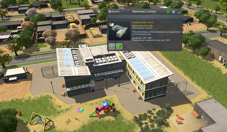 An elementary school in the self-sufficient district. They need facilities just like your generic residences do. / Cities: Skylines