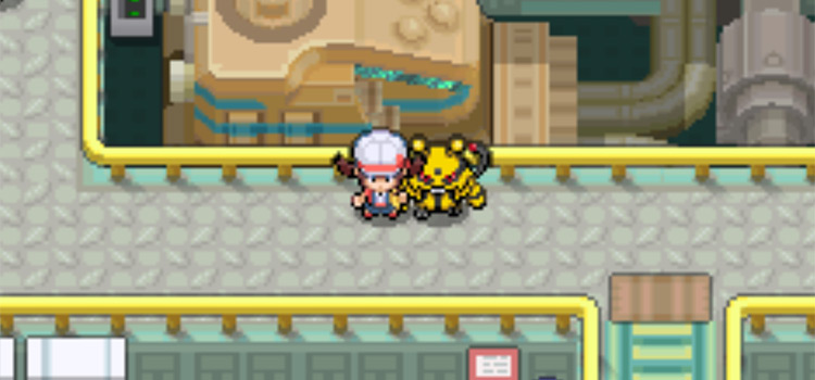 Standing with Electivire in Pokemon HeartGold