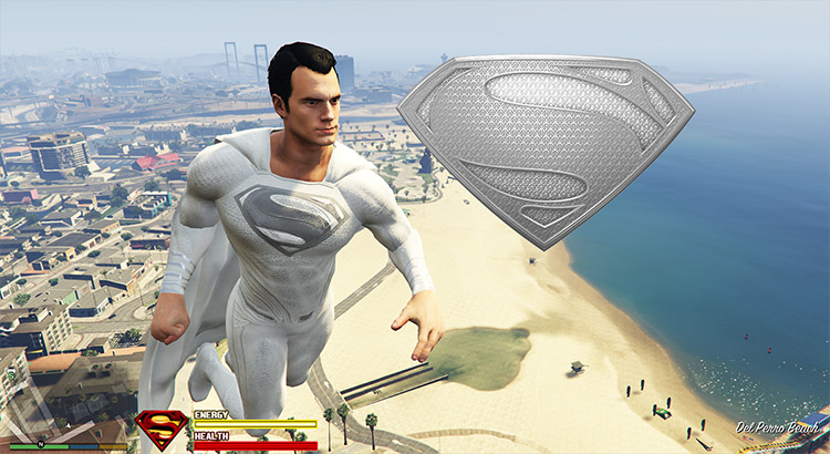 Superman God White Suit / GTA5 Mod