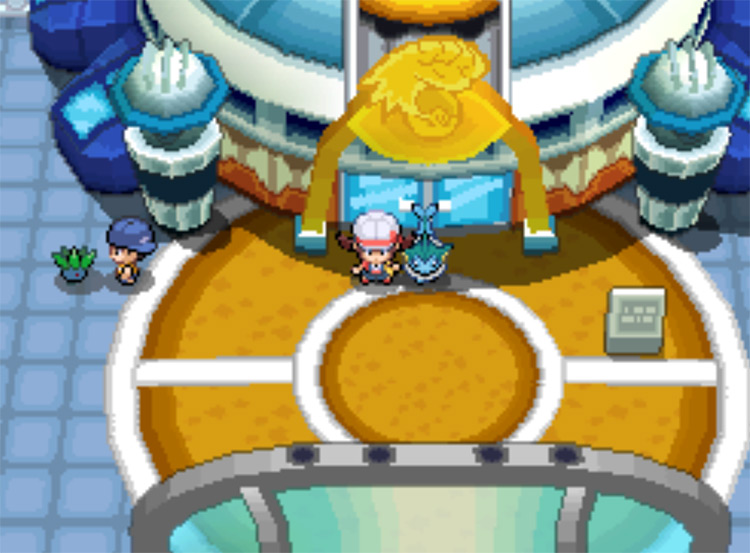 The player standing outside the majestic Pokéathlon Dome / Pokemon HGSS