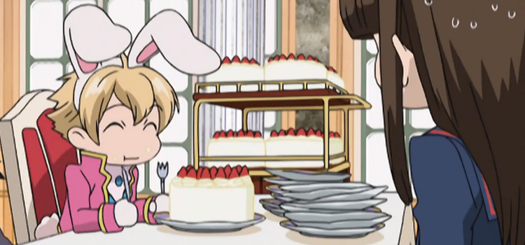 Mitsukuni Haninozuka Eating Cake (Screenshot)
